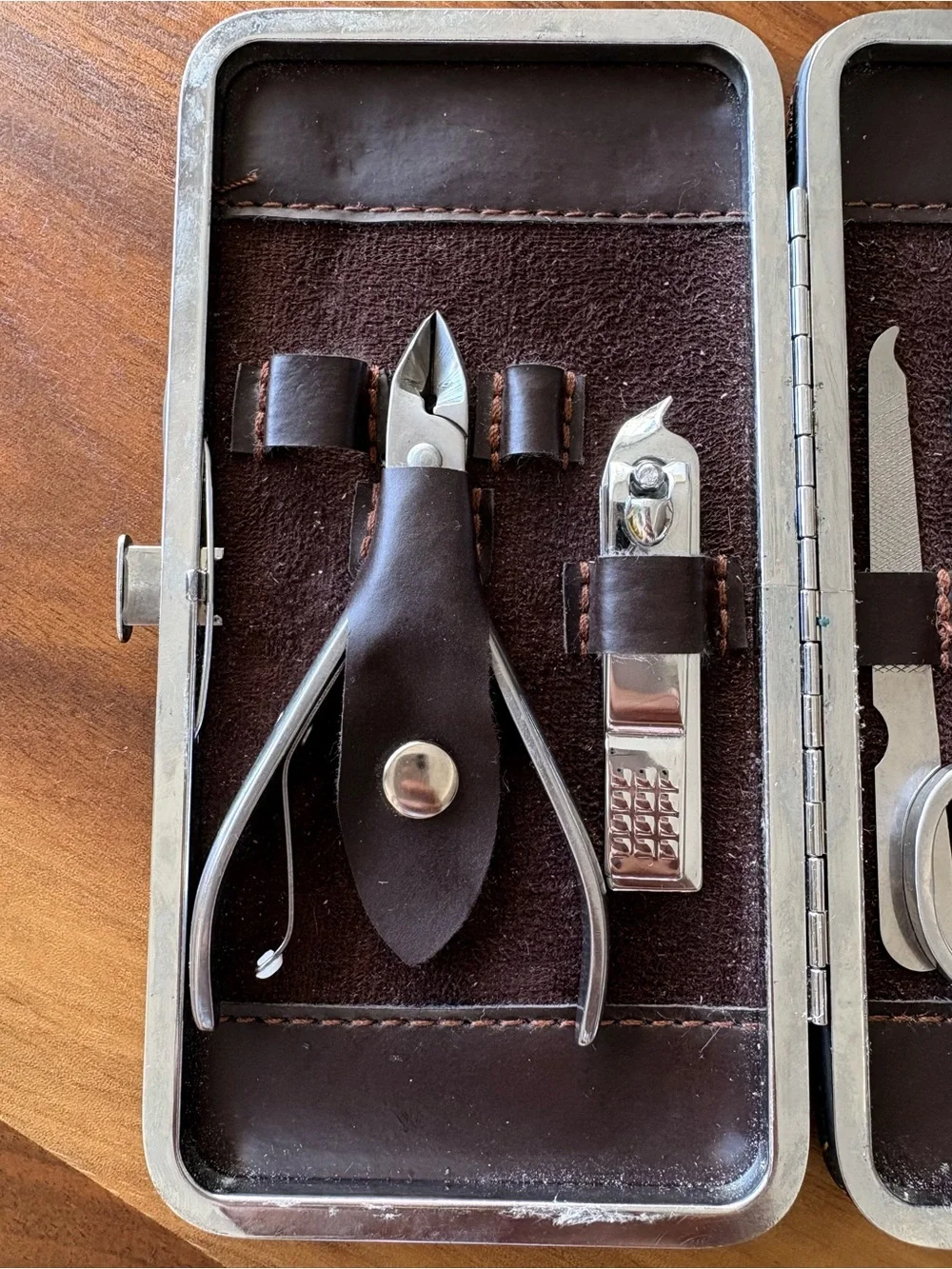Professional Manicure Pedicure Grooming Travel Kit Nail Care Set Case